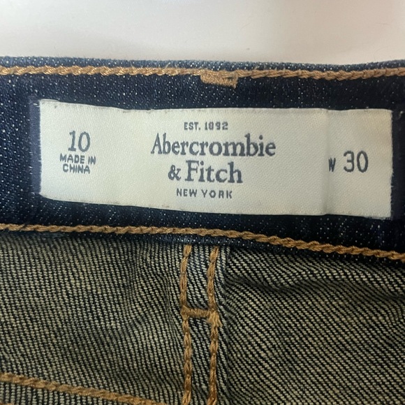 NEW Abercrombie & Fitch Blue Jean Shorts Distressed Cut-Off - Picture 3 of 8